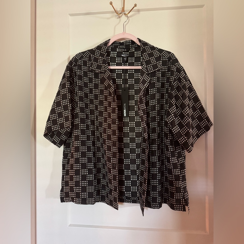 FashionNova Men's Retro-Crop Shirt
